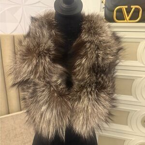 SAGA FURS SAGA SILVER FOX FUR CLIP ON COLLAR